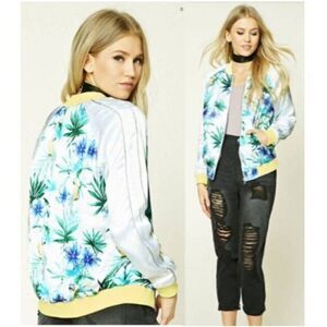 Forever 21Women's Tropical Print Satin‎ Bomber Jacket Lined Contrast Trim